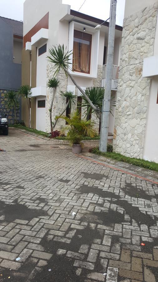Villa Town House Batu Batu  Exterior foto